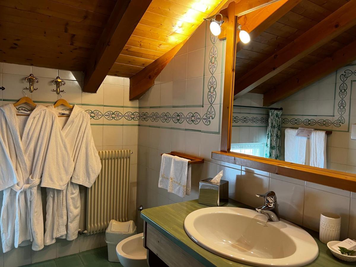 Kaiserkrone Charming Retreat Dimaro Eksteriør bilde