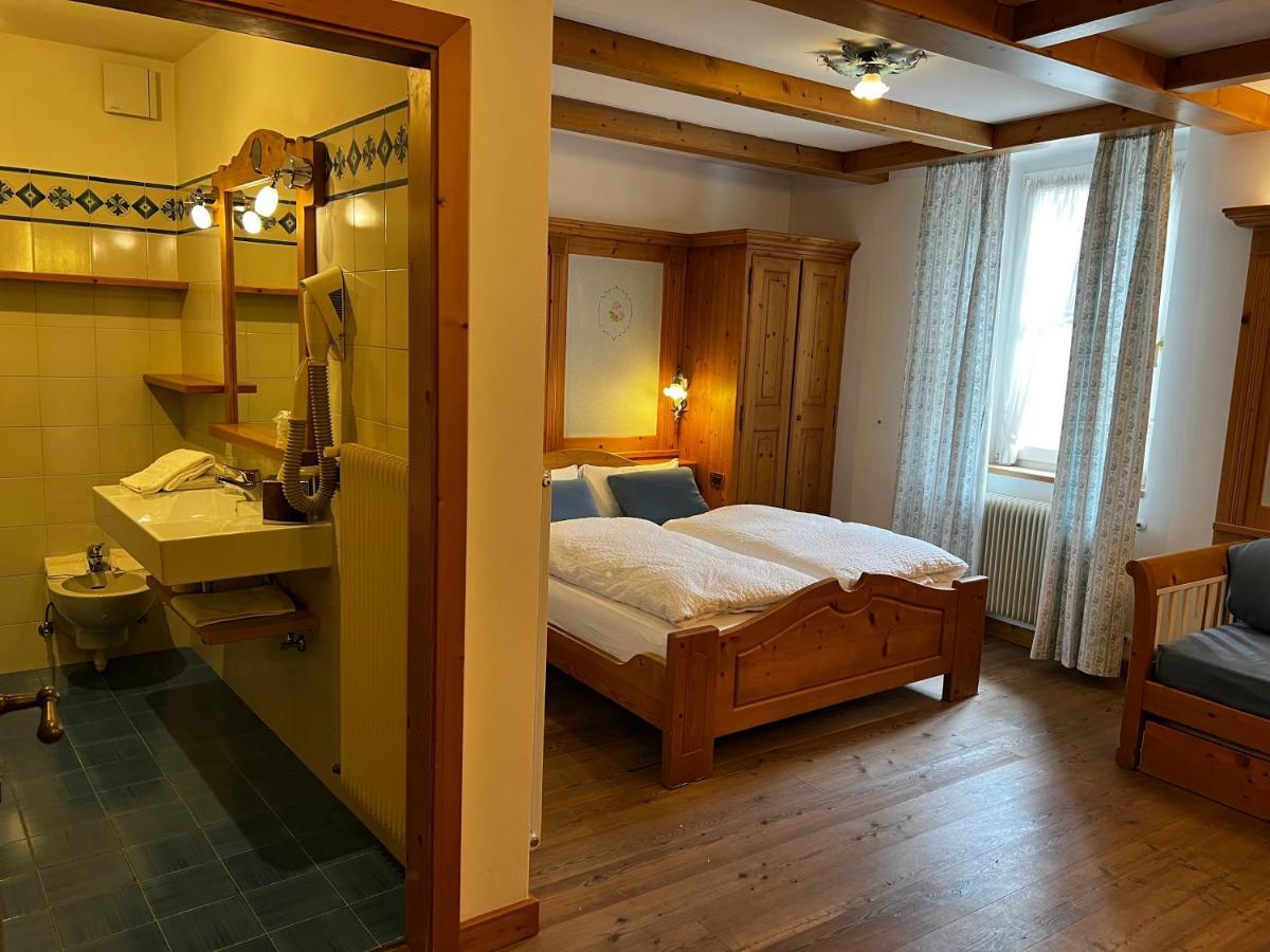 Kaiserkrone Charming Retreat Dimaro Eksteriør bilde