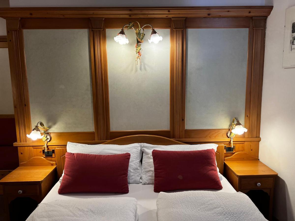 Kaiserkrone Charming Retreat Dimaro Eksteriør bilde